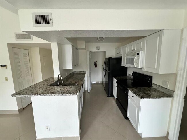 Photo - 1019 S Hiawassee Rd Unidad 3821