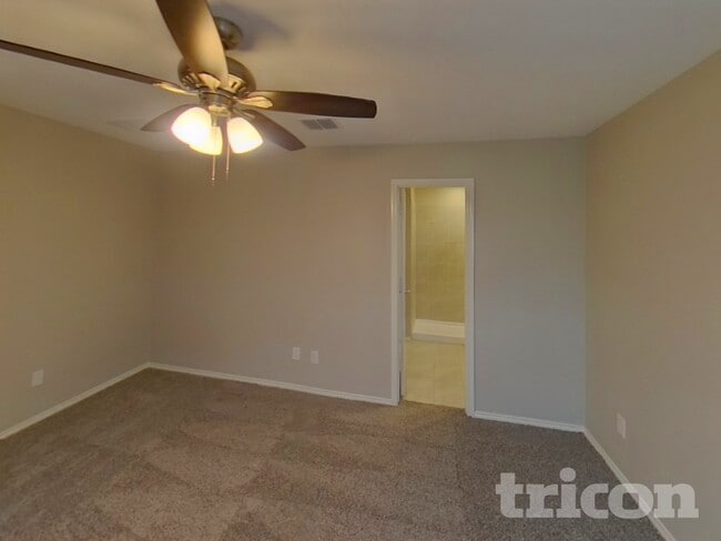 Photo - 112 Cornstalk Ln