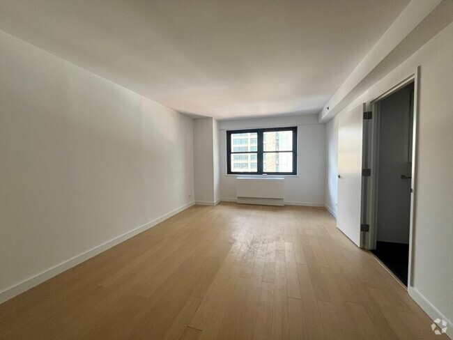 Building Photo - 222 E 39th St Unit 10C Rental