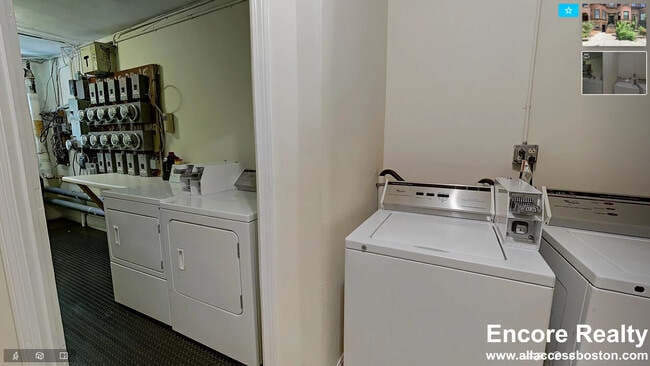 Photo - 1063 Beacon St Unit 4