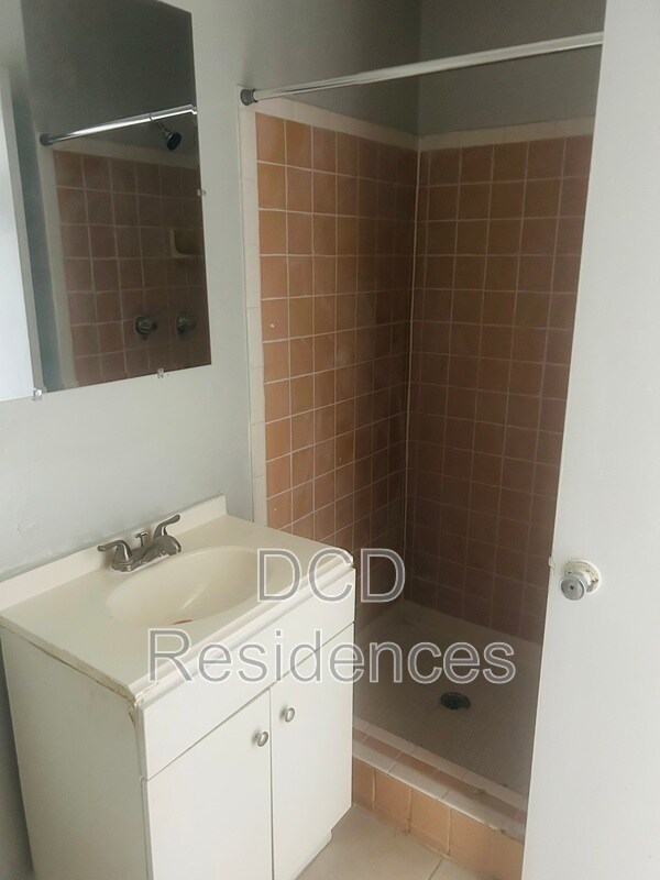 4115 E Linebaugh Ave. Unit 606
