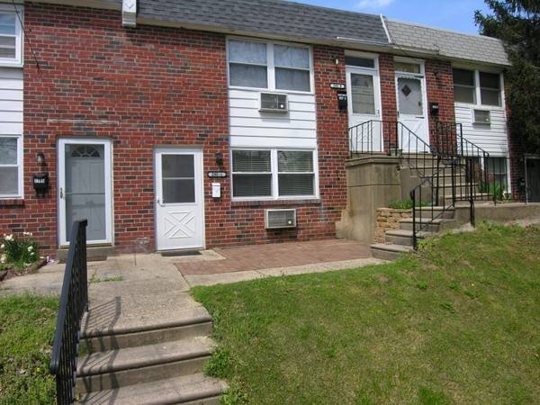 Building Photo - 280 Greenough St