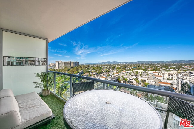 Photo - 13700 Marina Pointe Dr Unit 1007