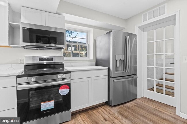 Photo - 46520 Rosewood Dr