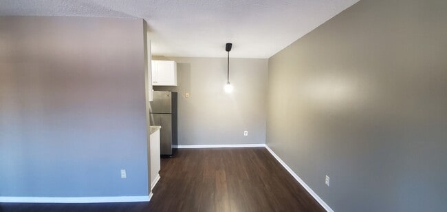2616 Harriet Ave Unit 215