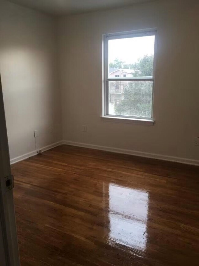 Photo - 122 Logan Ave Unit 1
