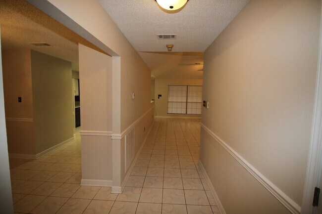 Photo - 1124 Orchid Dr