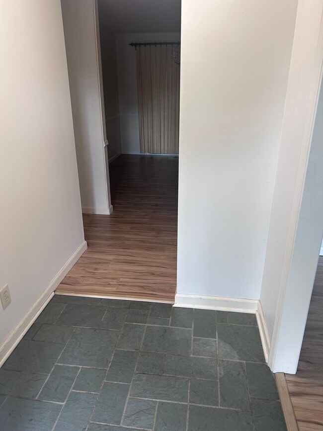 Photo - Spacious 3 Bedroom Home Close to JMU, EMU & Downtown Harrisonburg!