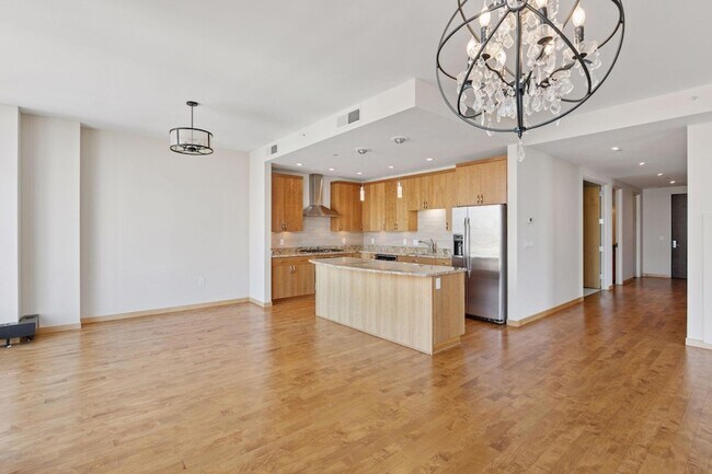 201 S 11th St