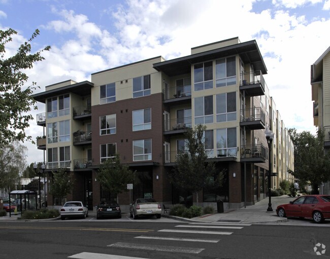 North Main Village Apartments For Rent In Milwaukie Or Forrent Com