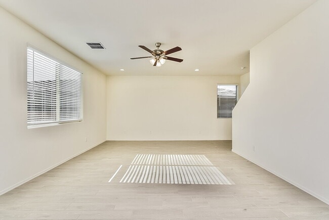 Photo - 10685 W Harrigan Dr