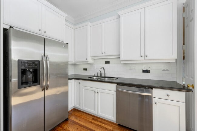 Photo - 4106 N Blvd Park