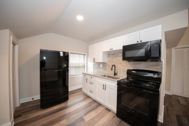 Photo - 3507 Powhatan Ave Unidad 3rd Floor