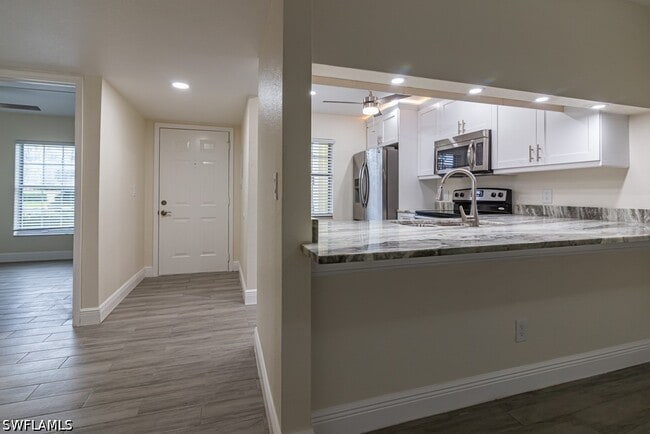 Photo - 2562 Kings Lake Blvd