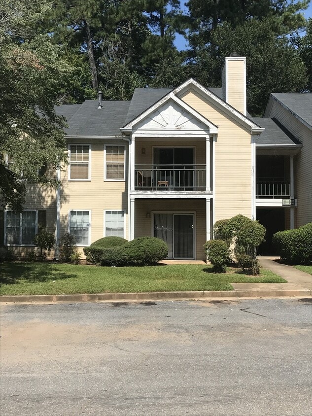 Photo - 605 Ridge Creek Dr - newly renovated; must see inside!