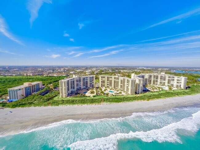 Photo - 100 Ocean Trail Way Unidad 501