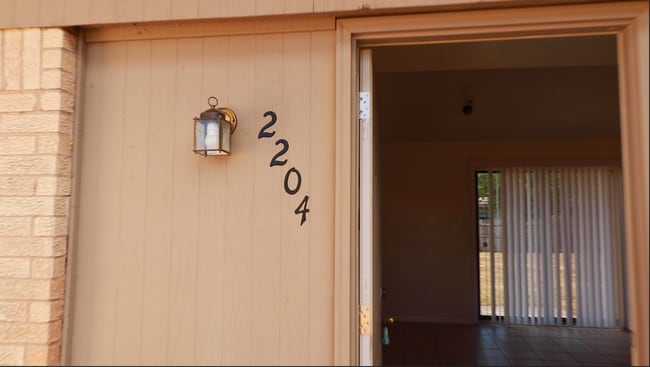 Photo - 2204 Lafayette Dr