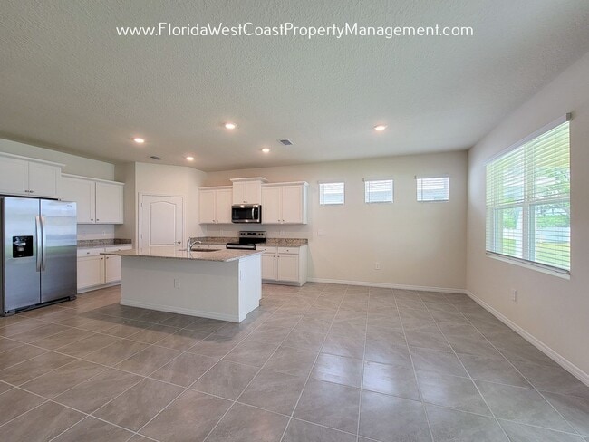 Photo - COOL COASTAL 4 BED/2 BATH HOME! PALISADES LAKEWOOD RANCH! COMMUNITY POOL/FITNESS ROOM!