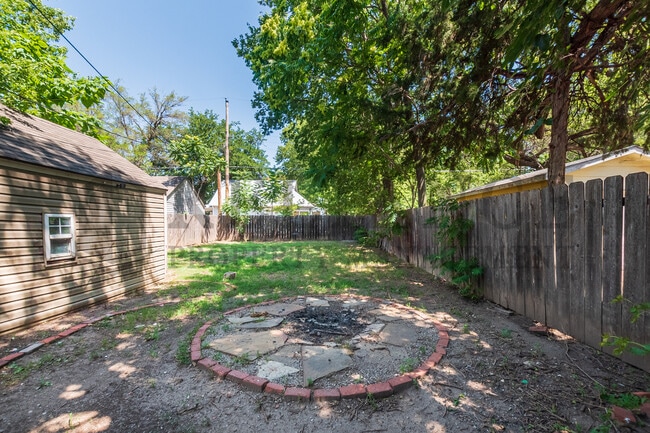 Photo - 1620 West 2nd St N
