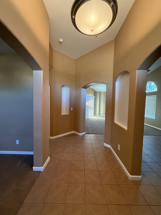 Photo - Spacious and Beautiful 4 bedroom luxury ho...