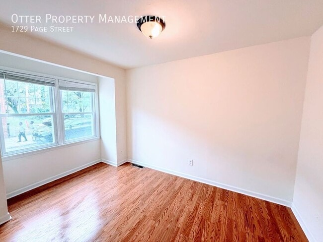 Photo - 1729 Page St