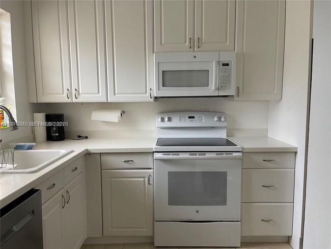 Photo - 1250 Lincoln Rd Unit 506