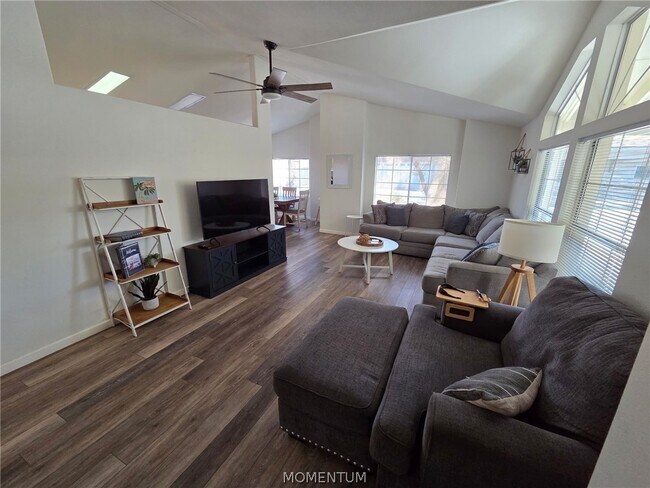 2140 Whitewater Dr