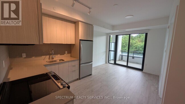 Photo - 740 Whitlock Ave Unit 315