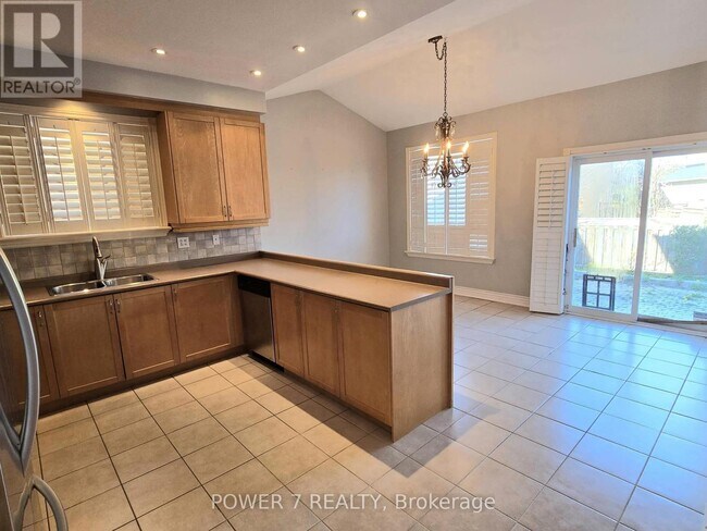 Photo - 19 Wheatfield Dr