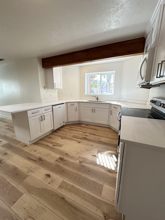 Photo - 10218 Snow Iris Way