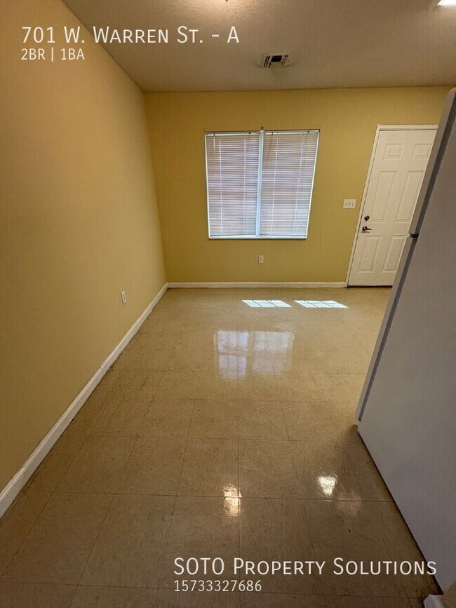 Photo - 701 Warren St