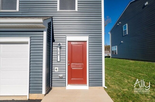 Photo - 54 Sophie Kathryn Dr