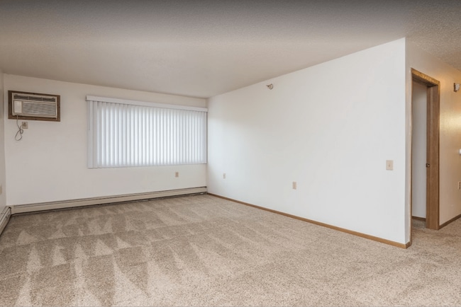 Hillview Apartments