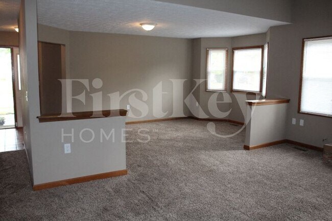 Photo - 10311 Park Valley Dr