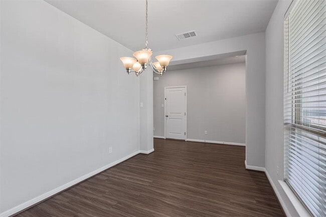 Photo - 17300 Antioch Ave