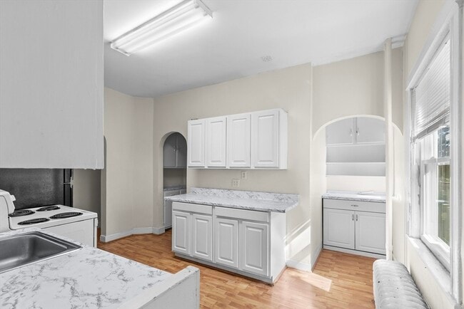 Photo - 152 Winchester St Unidad A