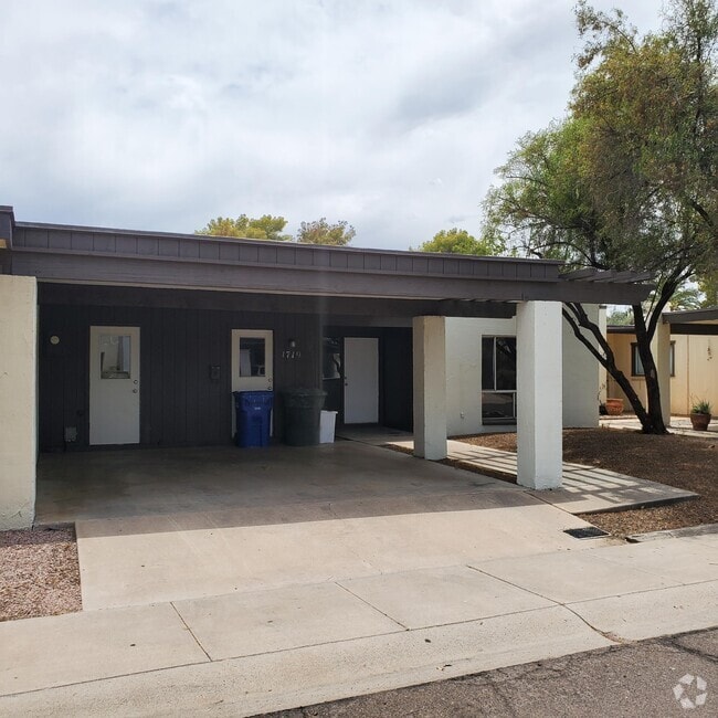Building Photo - 1719 E Gaylon Dr Rental
