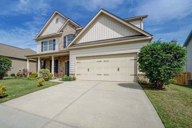 Photo - Gorgeous 4/5 BR, 3 BA, 2 Car Garage Home with Fenced Backyard and Large Storage Unit