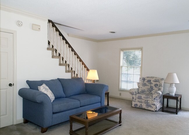 Photo - Castlewood Apartments