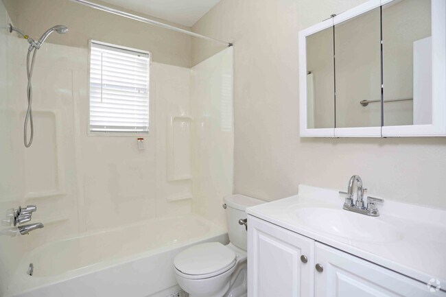 STUDIO - 400SF - BATHROOM - Lancaster Twins Apartments