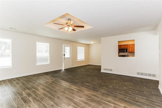 Photo - 1312 Sparrow Ct