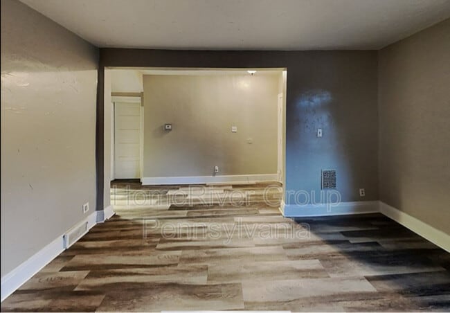 Photo - 7426 Duquesne Ave Unidad #1