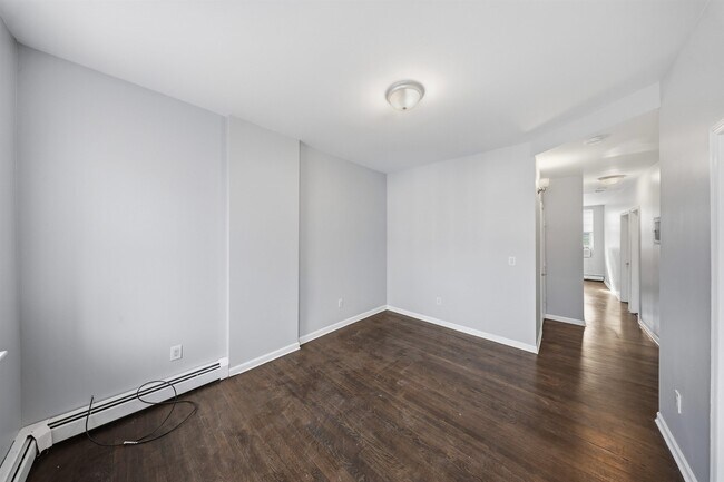 Photo - 303 3rd St Unit 3