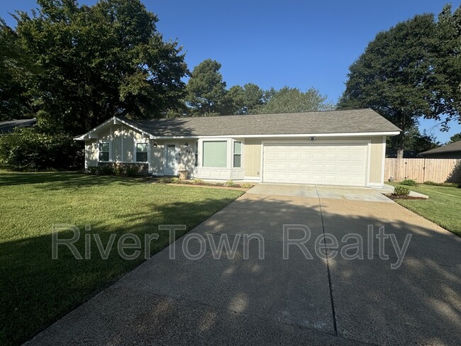 Building Photo - 887 Quail Chase Ln