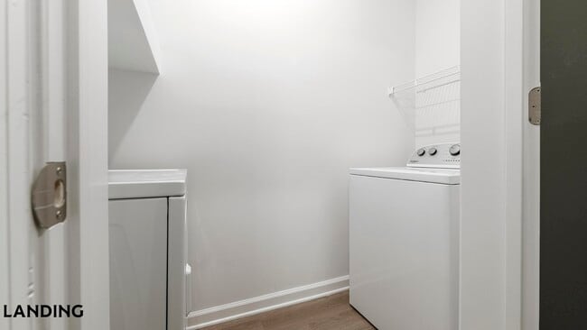 Photo - 2800 Milan Ct Unidad 3221