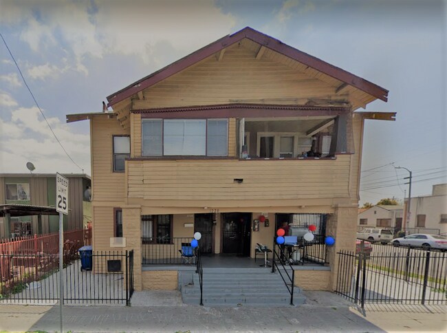 Photo - 4106 Naomi Ave (1220 E 41st)