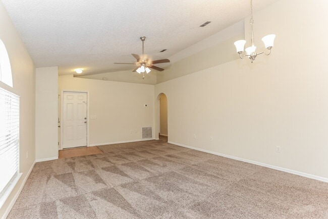 Photo - 12744 Ashbrook Cir W
