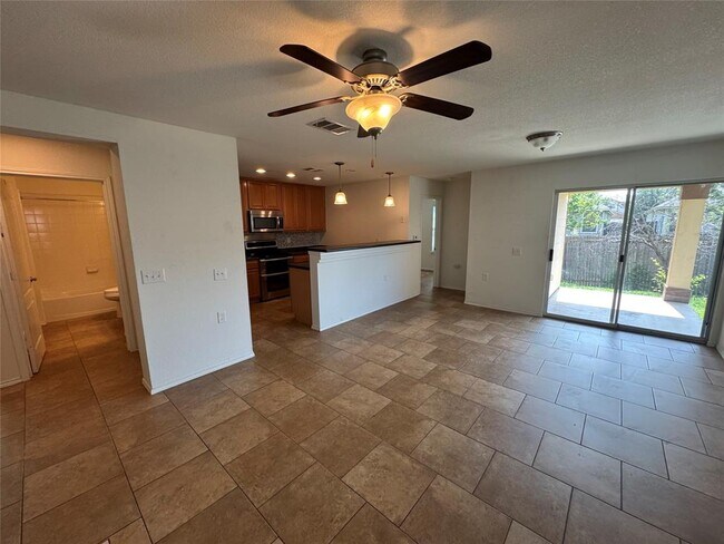 Photo - 8901 Stambourne St