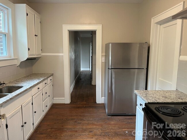 Photo - 237 N 2nd St
