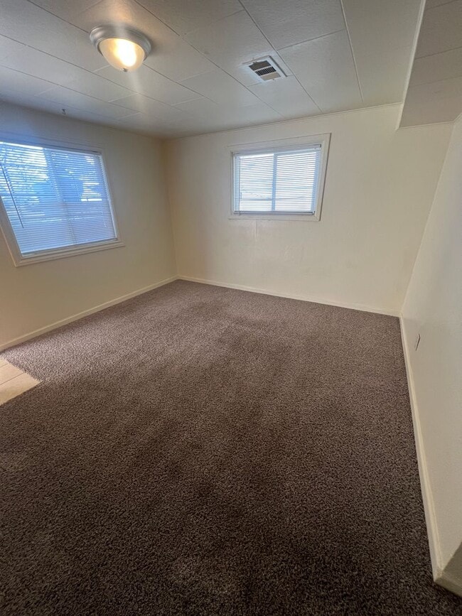 Photo - 513-513 Willard Ave Unit 509 Willard